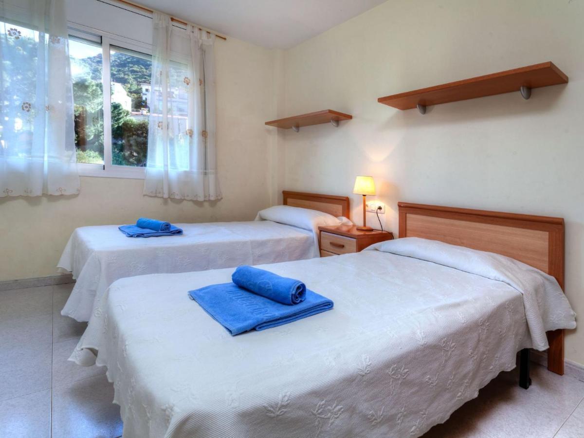 Apartment Fane By Interhome Llanca Bagian luar foto