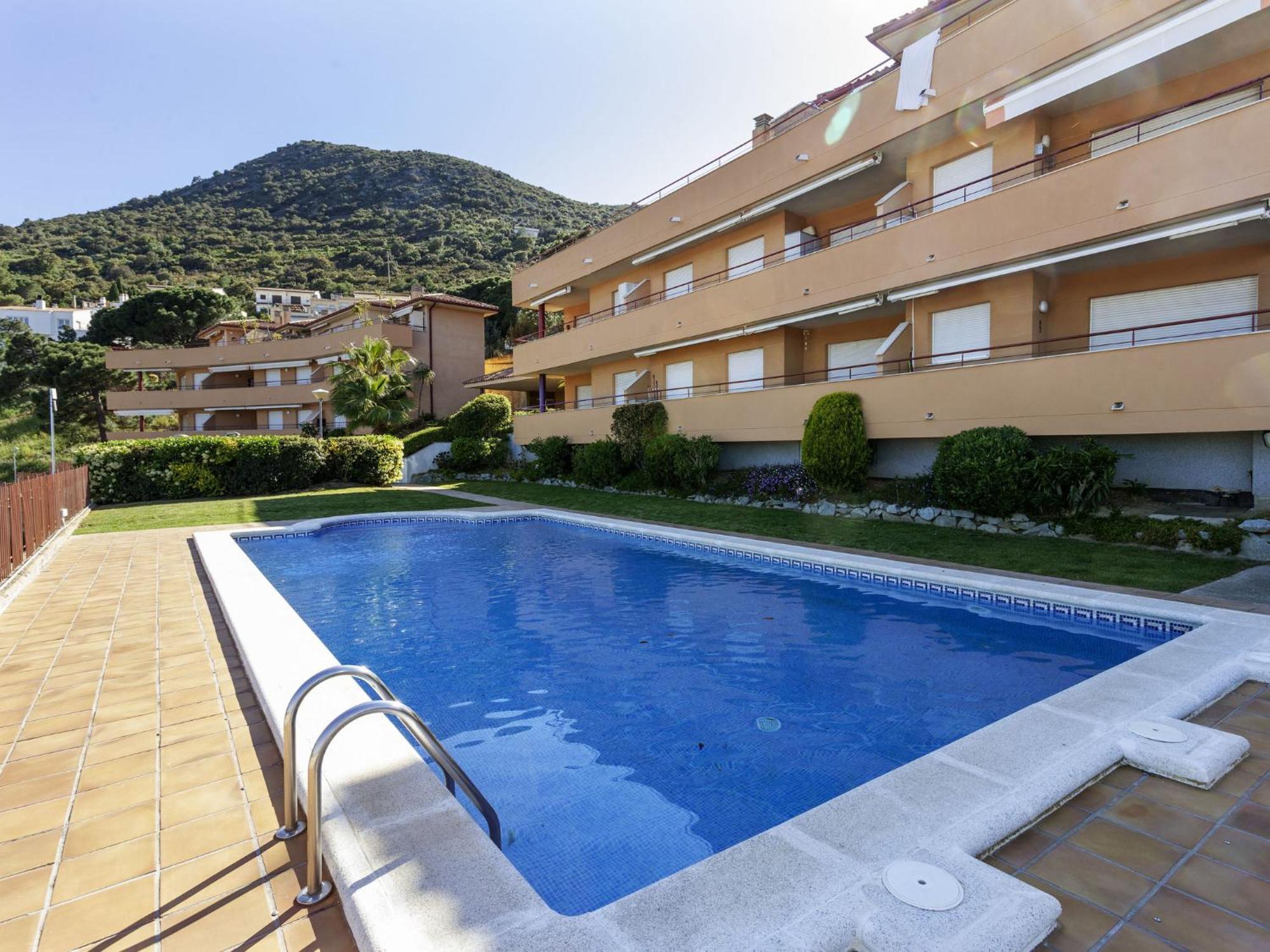 Apartment Fane By Interhome Llanca Bagian luar foto