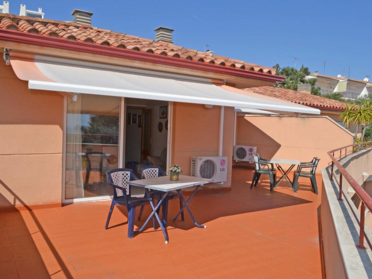 Apartment Fane By Interhome Llanca Bagian luar foto